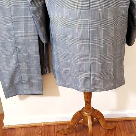 Stacy Adams Double Breasted Suit - Picture 6 of 8